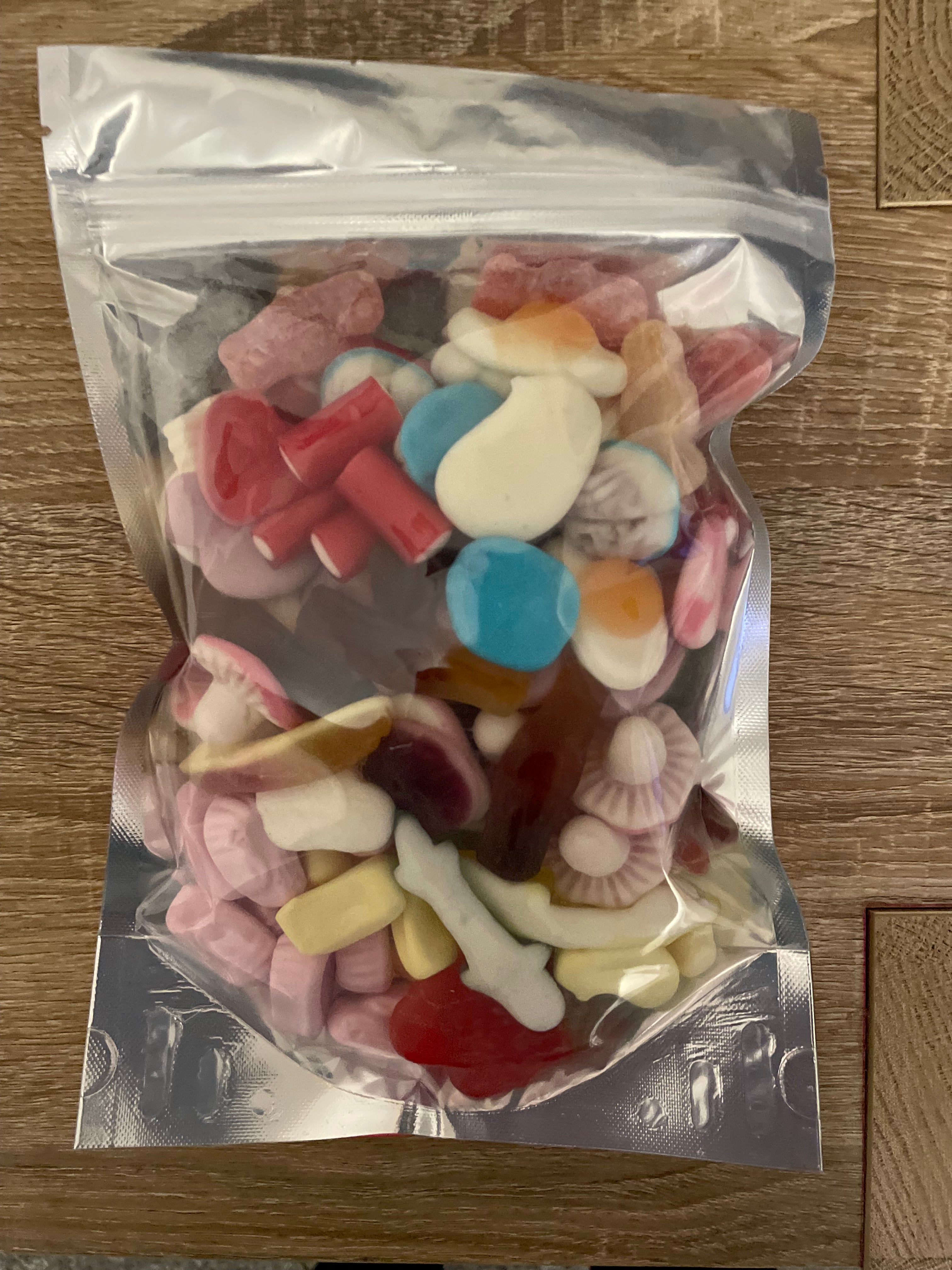 Ordinary mix (non fizzy) 1kg £11.99